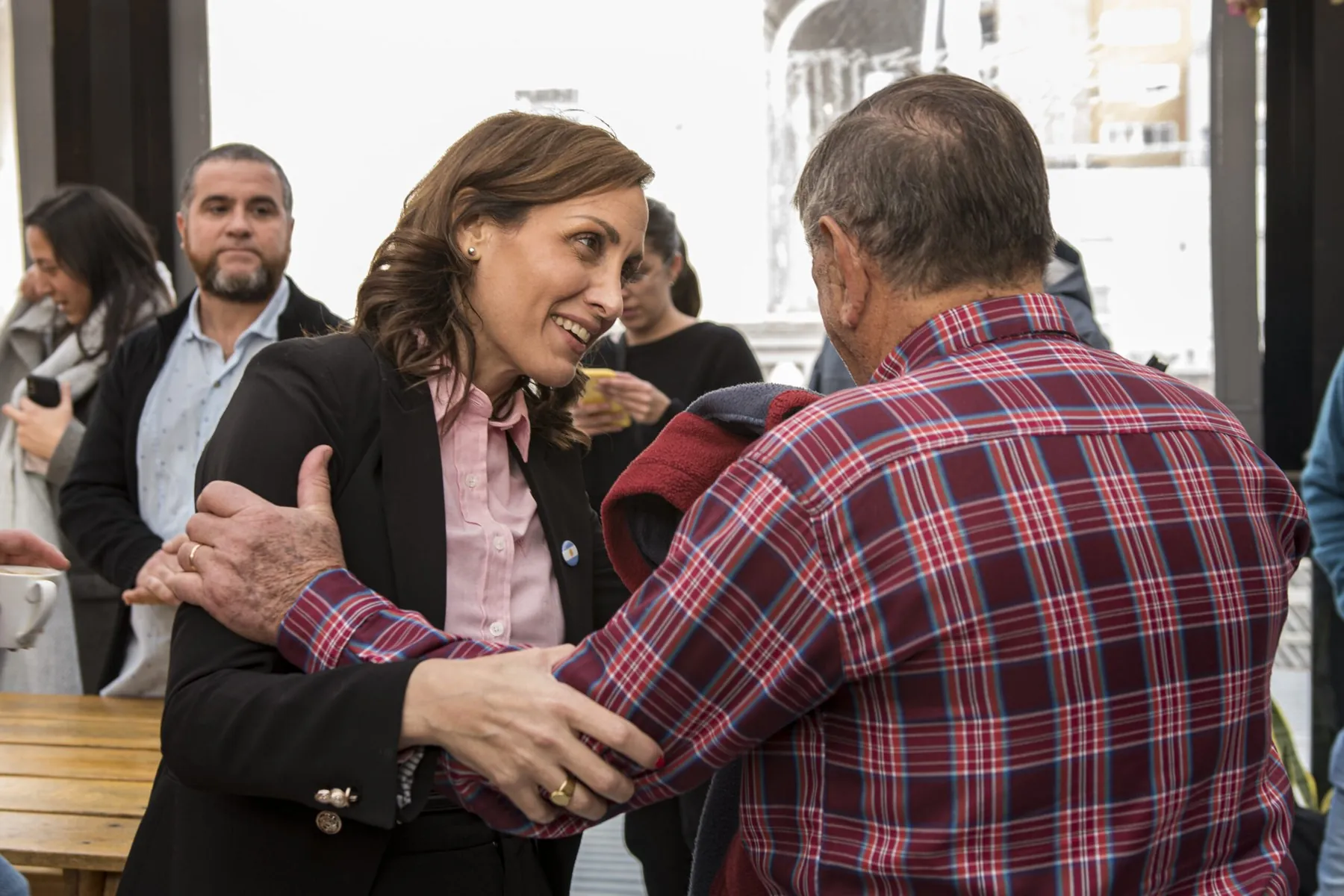 Trabajo de estrategia política y despliegue territorial